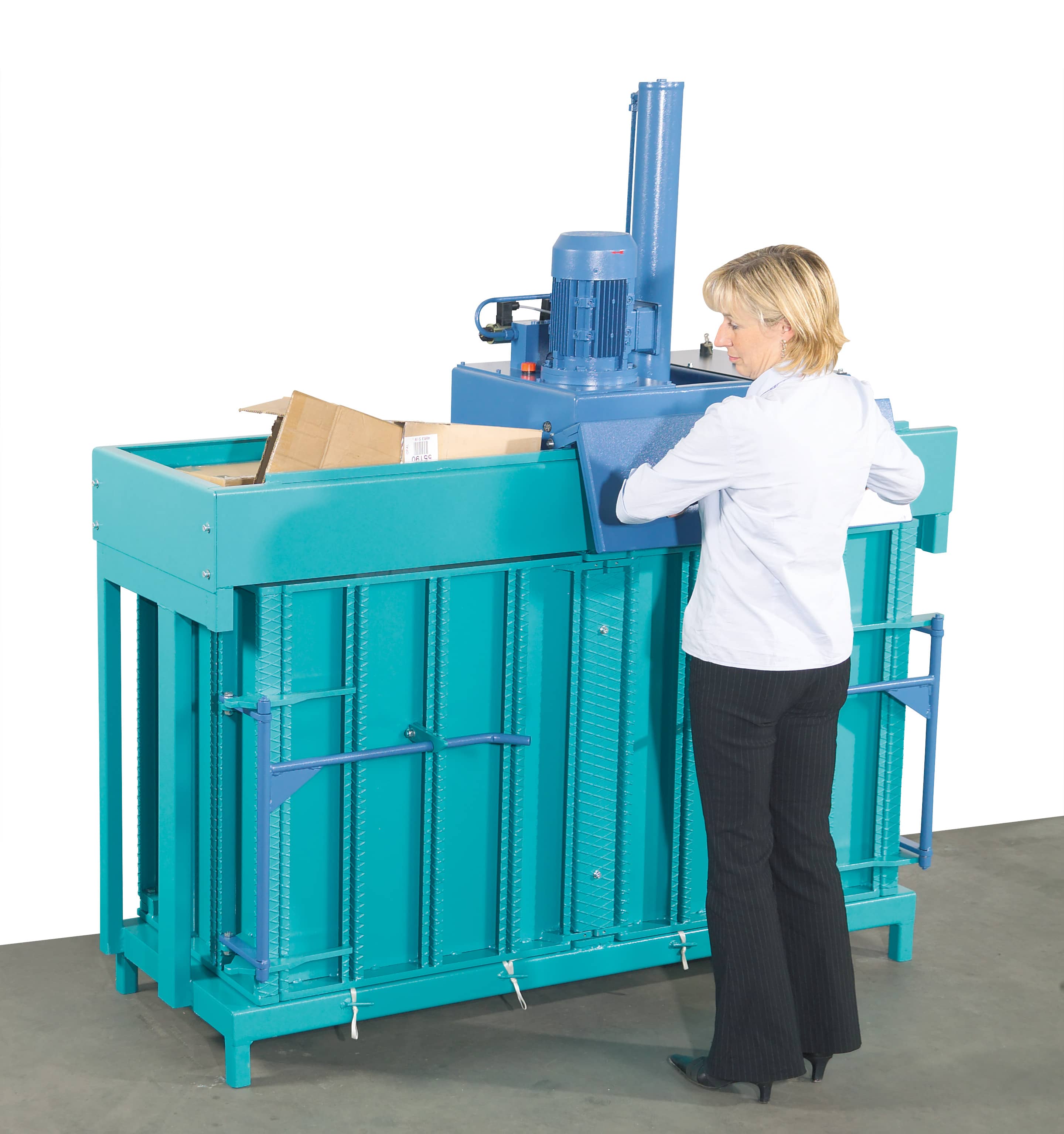 Austropressen vertical baling press Kompakt multi chamber baler